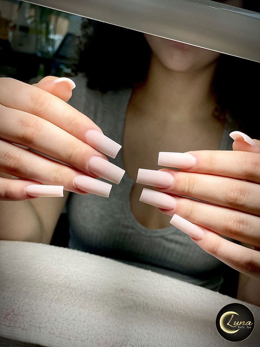 imgi_18_luna-nails-spa-gallery-14